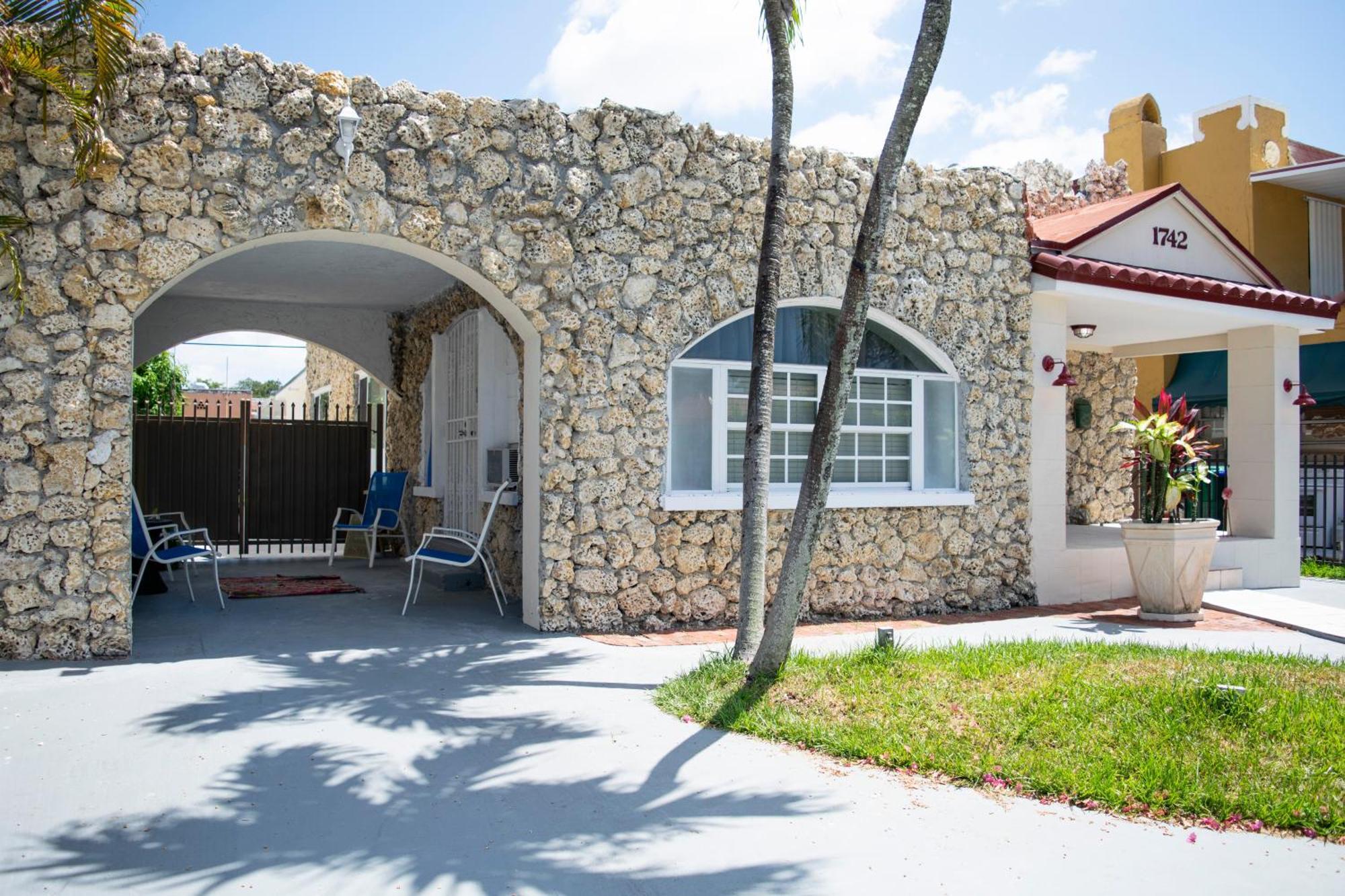 Relax And Unwind In Little Havana Miami Extérieur photo